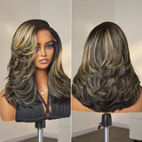 Perruque Bob Lace Front Ombrée Blonde Superposée Ondulée en Cheveux Humains, Densité 180%