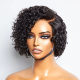 Alexandra | Perruque Lace Front Cheveux Naturels Frisés Coupe Pixie Bouclée Raie Latérale Pré-épilée