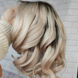 {50 % de réduction} Perruque Lace Front Ondulée en Cheveux Humains Blonds Cendrés Ombrés 13x4