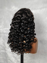 {DERNIÈRES-PIÈCES-DISPONIBLES} Perruque Lace Front 13x6 HD Skin Melt avec Cheveux Humains, Ligne de Cheveux Délicate | Ondulations Souples