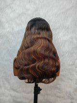 {DERNIER-PRIX-DE-DESTOCKAGE} Perruque ondulée 13X4 en cheveux humains avec dentelle transparente et mèches claires