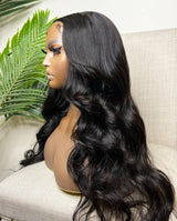Brittany | Perruque Lace Front 13X4 avec Faux Cuir Chevelu Diamant | Ondulée