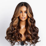 Perruque Lace Front 13x6 Effet Fondant Ombrée Brune avec Mèches Blondes Ondulée Delicate Hairline