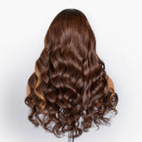 Perruque Lace Front 13x6 Effet Fondant Ombrée Brune avec Mèches Blondes Ondulée Delicate Hairline