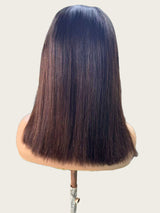 {Vente Éclair} Perruque Lace Front Sans Colle 13x6 Bonnet Ajusté Oreilles Effilées 250% Densité Effet Peau Ombrée Coupe Carrée