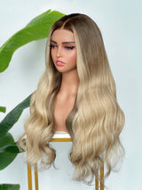 [SalonLux] Perruque Lace Front ondulée en cheveux humains, pre-plucked, mèches blond platine ombrées, lace HD 13x4