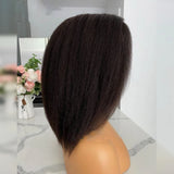 Basia | Perruque Lace Front coupe au carré, cheveux humains, closure Kinky Straight, pré-épilée, partie en C