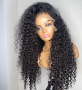 Joanna| Perruque 360 Lace Frontal en Cheveux Humains Vierges Pré-épilés | Ondulée Frisée
