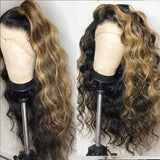 Perruque ondulée avec Lace Front 13x6 effet fondu, blond miel avec mèches et bordure délicate